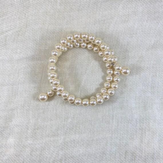 Vintage 90s multi strands coil pearl bracelet. Vi… - image 4