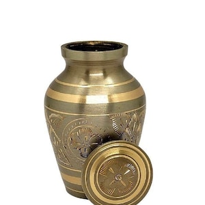 AKANKSHA ARTS Classic Small Mini Cremation Keepsake Urn for Human Ashes – with Box and Velvet Box - 2.8 inch - Lovely Grey Shed