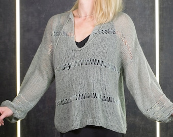 Chic and Elegant Oversize Open Knit Sweater - Alpaca Merino Wool Pullover in Subtle Green-Gray - Comfortable and Stylish Hand-Knitted Jumper