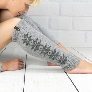 Long leg warmer Dance Yoga Ballet, Hand knit legwarmers gray color for girls or teen, Winter warm wool boot socks cuffs, Woman gift Gray