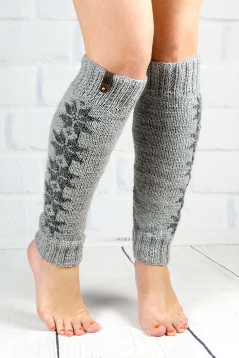 Long leg warmer Dance Yoga Ballet, Hand knit legwarmers gray color for girls or teen, Winter warm wool boot socks cuffs, Woman gift image 5