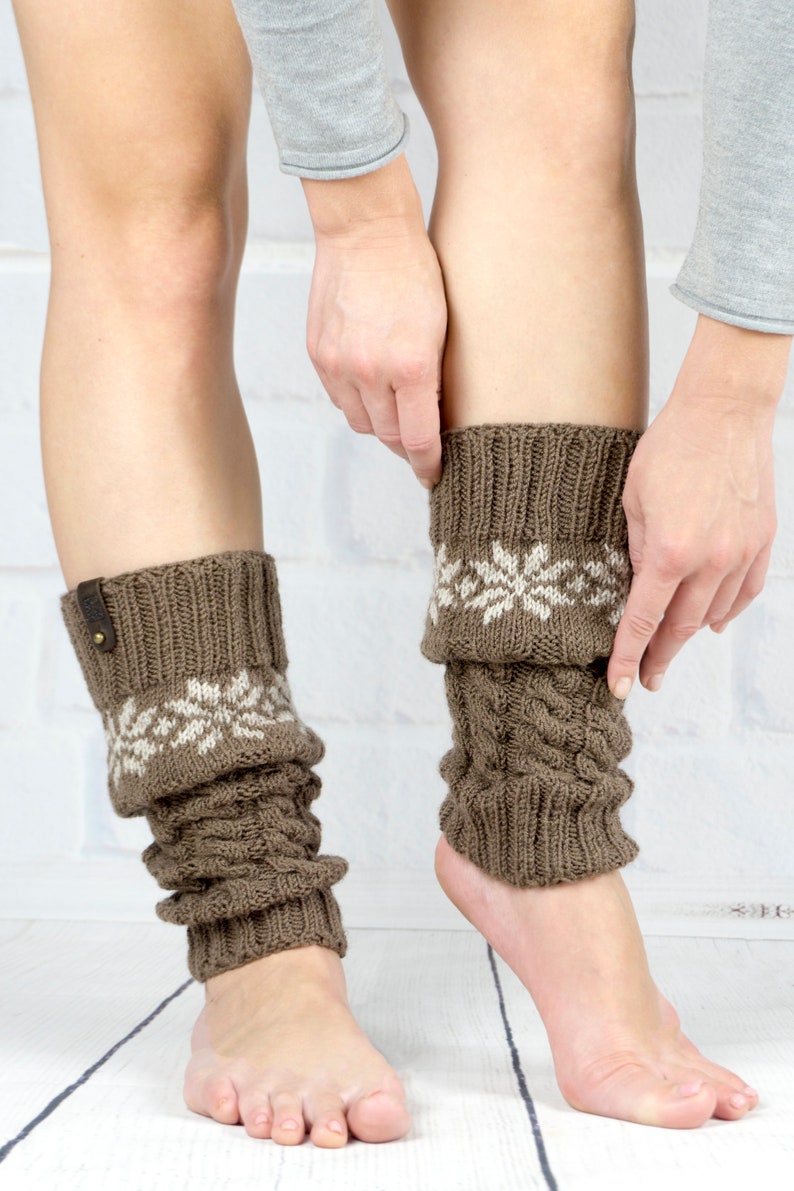 Leg warmer Dance Yoga Ballet, Hand knit legwarmers brown color for girls or teen, Winter warm wool boot socks cuffs, Woman gift image 6