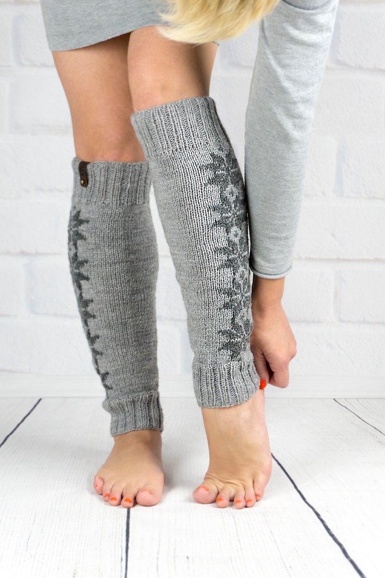 Long leg warmer Dance Yoga Ballet, Hand knit legwarmers gray color for girls or teen, Winter warm wool boot socks cuffs, Woman gift image 6