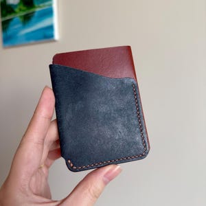 Wrap-Kartenhalter / Italienisches Vollnarben-vegetabil gegerbtes Leder / Handgefertigt und Handgenäht in Kanada