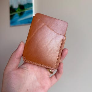 Wrap-Kartenhalter / Italienisches Vollnarben-vegetabil gegerbtes Leder / Handgefertigt und Handgenäht in Kanada