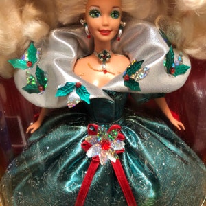 Happy Holidays Special Edition Barbie 1995