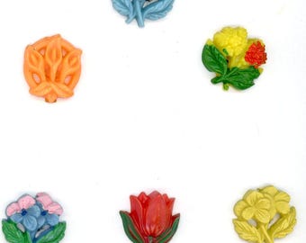 9 Wonderful plastic realistic Goofy Flower buttons on card tulip calla lily hyacinth  all small 1/2" to 3/4" across  self shanks #683