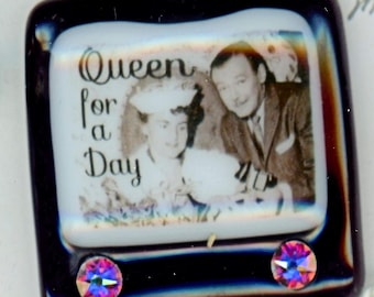 Vintage Television purple glass button w/ Queen for a day image on TV screen by Mary Guamond  NBS large 3 materials verbal button an object