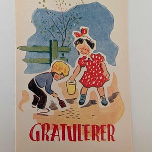 Vintage Norwegian Birthday Postcard – Boy and Girl Playing in Sand – P&E Serie C.11 – 1950s Children's Art – "Gratulerer"