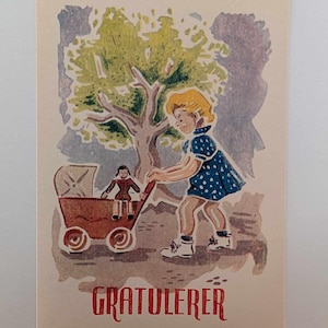 Vintage Norwegische Grußkarte Mädchen mit Puppe Kinderwagen, Skandinavische Illustration, 50er Jahre Geburtstagskarte, Norsk Arbeide Unbenutzt