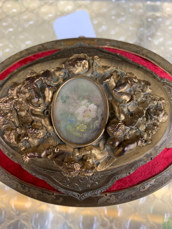 1890s French gilt bronze jewelry box with lock