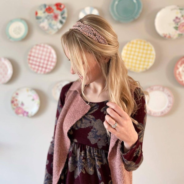 Crochet Pineapple Lace Headband • Women and Girls Hair Accessory • Women's Headband