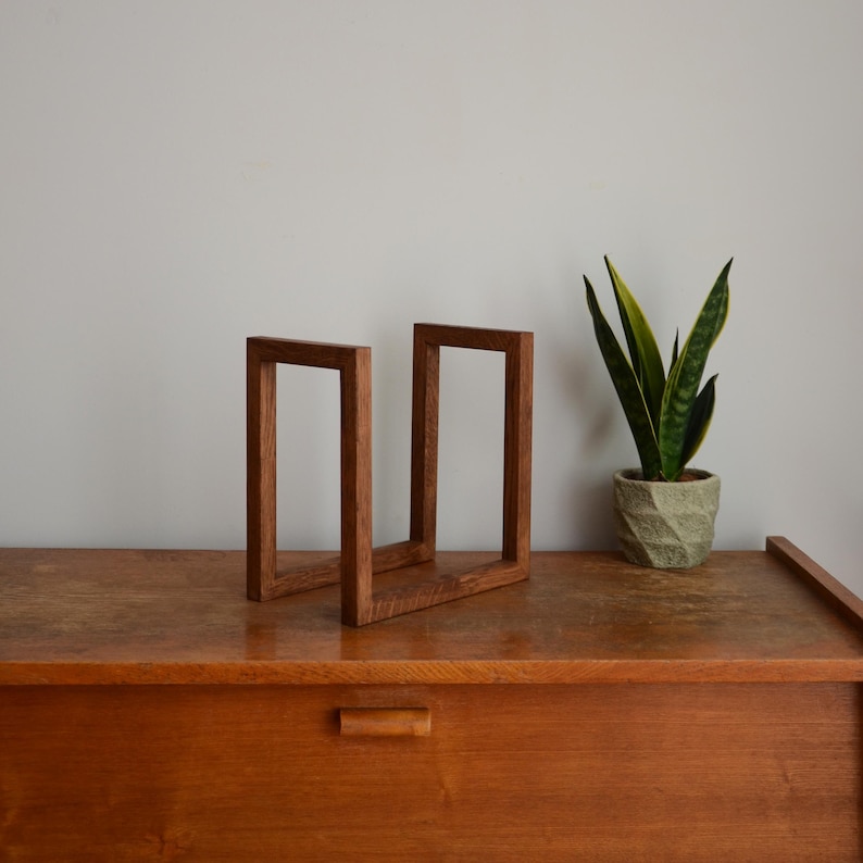 Vinyl Records Storage | Handmade Oak LP Record Stand | Minimalist Vinyl Storage Rack for Records | Modern Natural Wood Display Organizer Brown