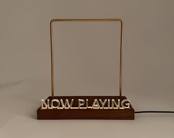 BluLed Schallplattenständer mit beleuchtetem Acryl-Schild „Now Playing“, Vinyl-Schallplattenhalter, Tischregal für LPs, Musikgeschenk