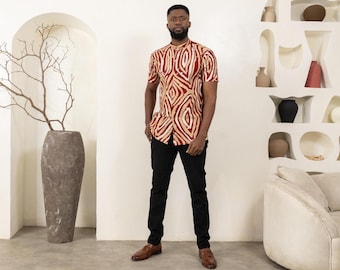 Camicia da uomo AZERE a maniche corte in tessuto Ankara / Collo a vescovo / Pronta per la spedizione / Realizzata a mano in Nigeria