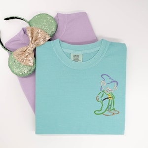 Dopey embroidered Tshirt, Snow White shirt, Seven Dwarves t-shirt, Disney Princess Shirt, Disney tshirt, Disney Tanktop imagem 1