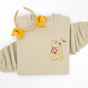 Winnie the Pooh Bee embroidered Crewneck, Winnie the Pooh sweatshirt, Winnie the Pooh shirt, Disney t-shirt, Disney Tank Top