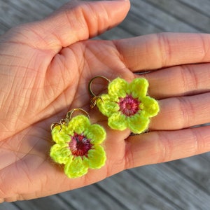 Flower power crochet earrings spring summer aesthetic jewelry neon yellow
