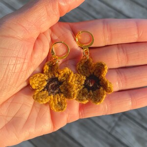 Flower power crochet earrings spring summer aesthetic jewelry mustard yellow