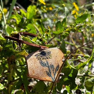 dune flower sea pottery pendant