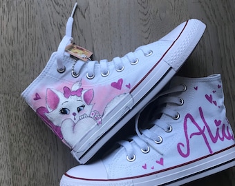 Hand-painted and personalized Converse All Star Aristocats sneakers with your name and Minou the cat.