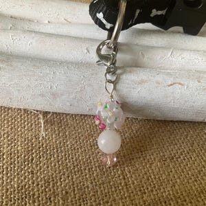 Healing Crystal Pet Charm - Crystal pet jewelry-Rose Quartz Dog Collar Jewelry - Handmade Holistic Protection for Pets & Purses