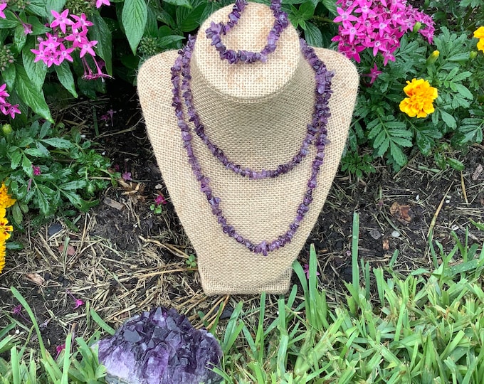 Amethyst gemstone healing necklace and bracelet set