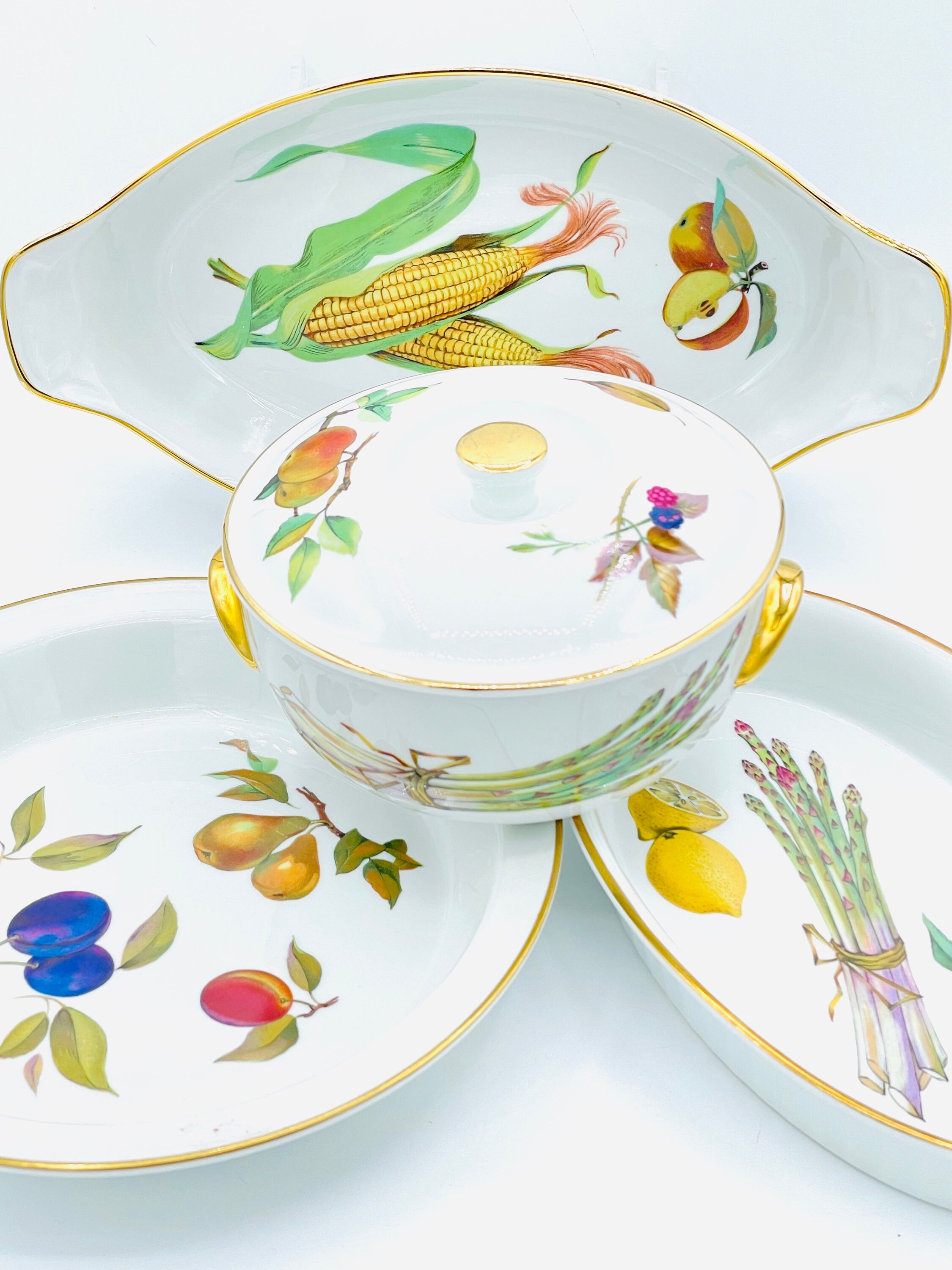 Evesham Gold, Royal Worcester, Fruit Patterns, Gold Trim, Peach