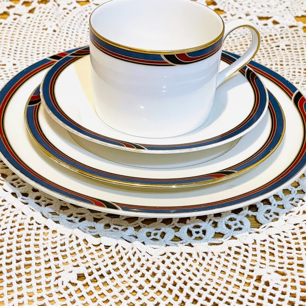 Gorham, Regatta Fine China, 2 dinner sets, and additional tea/coffee cups, mid-century mod, country cottage, shabby chic.