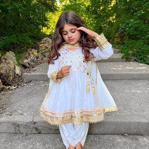 Eid dresses for kids outlet
