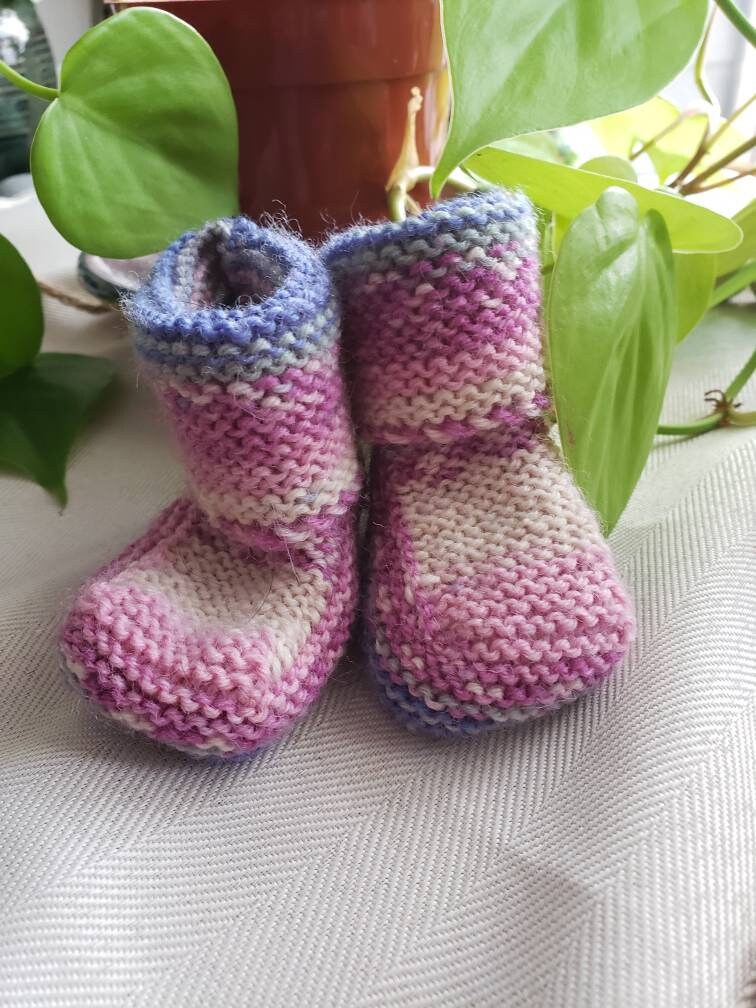 Knitted baby booties for cheap sale