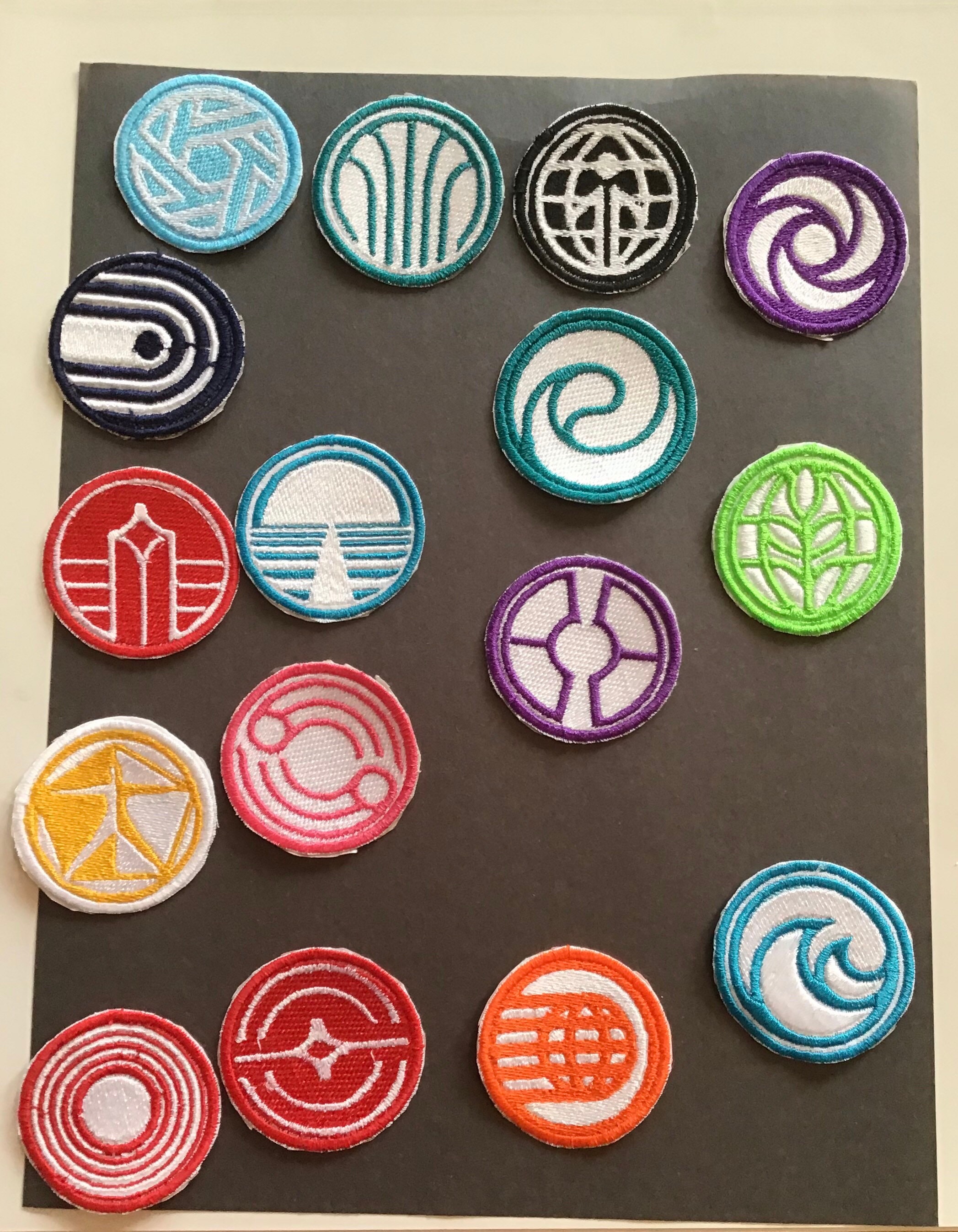 Disney Pin Epcot Logos Set, 5 pins, Horizons, Living Seas