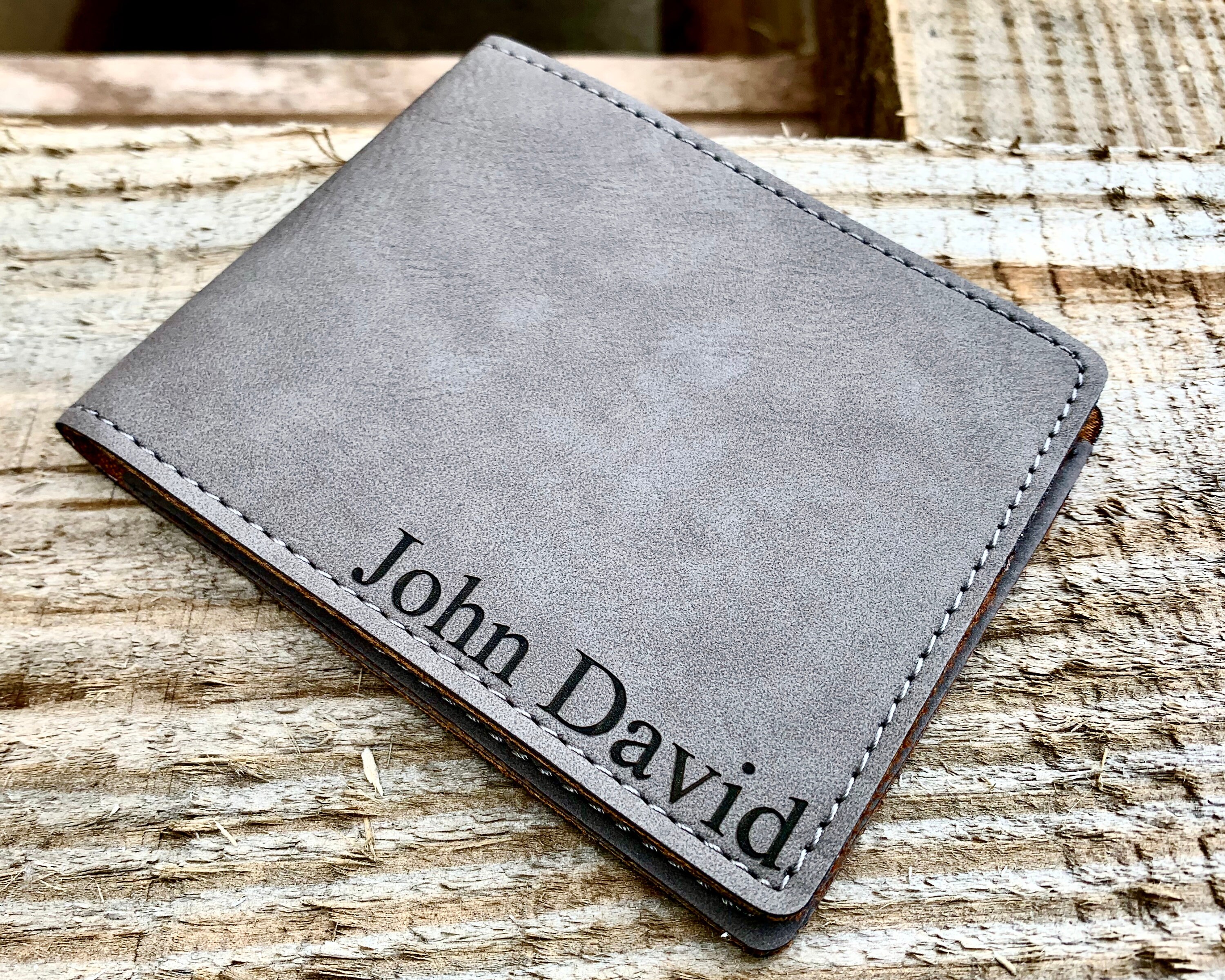 Nobelook Personalized Bifold Wallet For Men - Engraved With Picture/Name, RFID, Brown