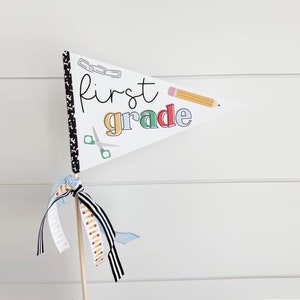 Back to School Pennant Flag Printable | First Day of School | Class | Preschool Prek Kindergarten Grade |