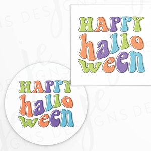 Puede incluir: Dos fondos blancos con las palabras "Happy Halloween" en letras coloridas de estilo retro. El texto está delineado en negro y presenta una mezcla de naranja, verde, morado y azul. Uno es cuadrado, el otro es redondo.