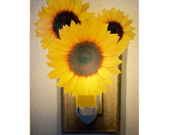 Nightlight With On/Off Switch For Any Room. Sunflowers Night Light Sheds A Warm Glow on Any Room-Printed Flat - NOT 3D