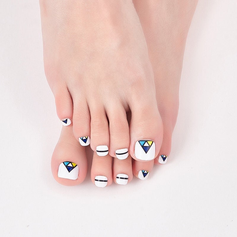 Triangle Toes 