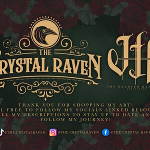 Puede incluir: Un logotipo dorado con el texto "The Crystal Raven" y una ilustraci&oacute;n de cuervo. Debajo del logotipo, el texto "The Haunted Happiness Collection". El fondo es verde oscuro con rosas rojas.