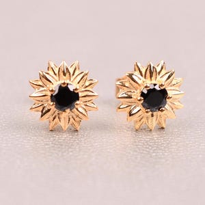 Black Onyx Stud earring, Onyx Earring, Unique Flower earring, Wedding Bridal Gifts, Earring For Women, Jewellry, Mother Daughter Gift, Studs