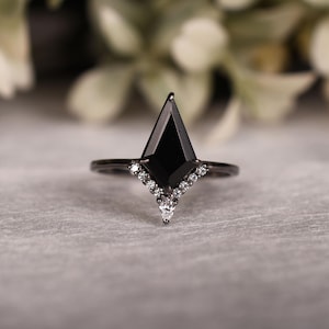 Kite Shaped Black Spinel Ring Bridal Jewelry Black Spinel Engagement Ring – Black Gold Plated Ring Perfect for Birthday & Anniversary Gifts