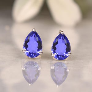 Unique Tanzanite Stud earrings - Pear Shape Blue Tanzanite earrings Women&#39;s earring Bridal Wedding Jewelry Personalized Gift for Mother Wife