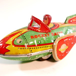 VVT - 1950's Schylling Vintage Tin Metal Friction Power Rocket Racer