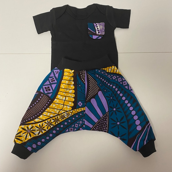 Ensemble bébé 3 mois  en wax sarouel avec ou sans son body assorti pour garçon et fille, pantalon ample unisexe.