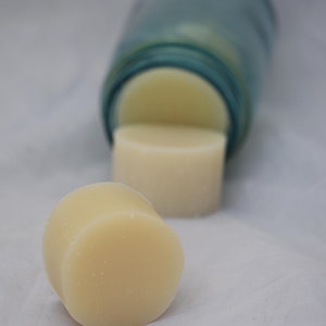 Solid Round Dishwashing Soap, Zero Waste, Eco Friendly and Vegan, 2.25&quot; Diameter