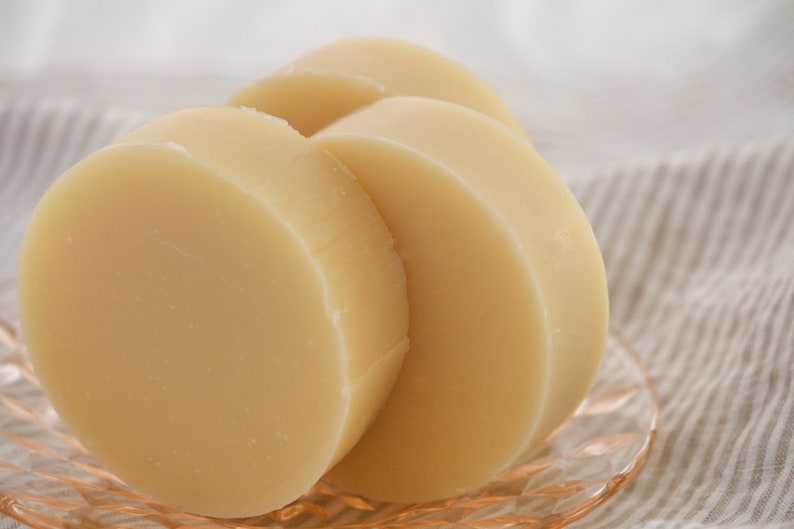 Aloe Vera & Avocado Butter Shampoo Bar, Zero Waste, All Natural with added Tussah Silk image 3