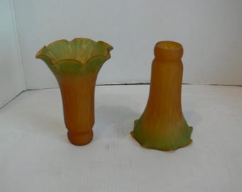 Vintage Tiffany Style Lily Flower Lamp Shade. Trumpet Tulip shape globe,