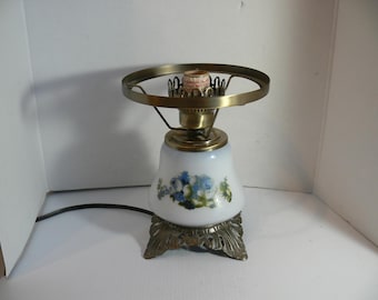 Vintage GWTW Milk Glass Table Lamp base  Works