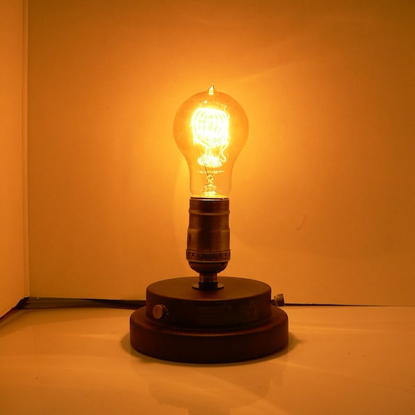 Table lamp-Desk lamp-Edison Steampunk lamp-Rustic home Décor Industrial light