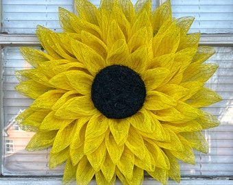 Yellow Sunflower Wreath, Flower Wreath, Mesh Wreath, Sunflower Decor, Fall Wreath, Door Hanger, Sunflower Door Decor, Fall Sunflower Wreath