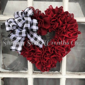 Valentines Day Wreath, Valentines Wreath, Heart Wreath, Burlap Wreath, Heart Wreath, Love Wreath, Buffalo Plaid Bow, Buffalo Check Wreath